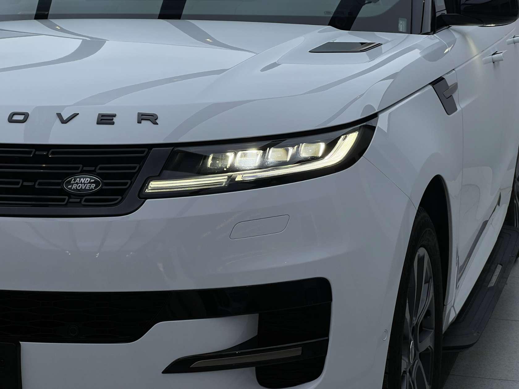 Land Rover Range Rover Sport Sport 2023 3.0 L6 DYNAMIC SE