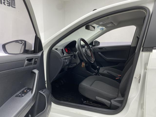 Volkswagen Jetta 2017 1.4 L MT — фото 20