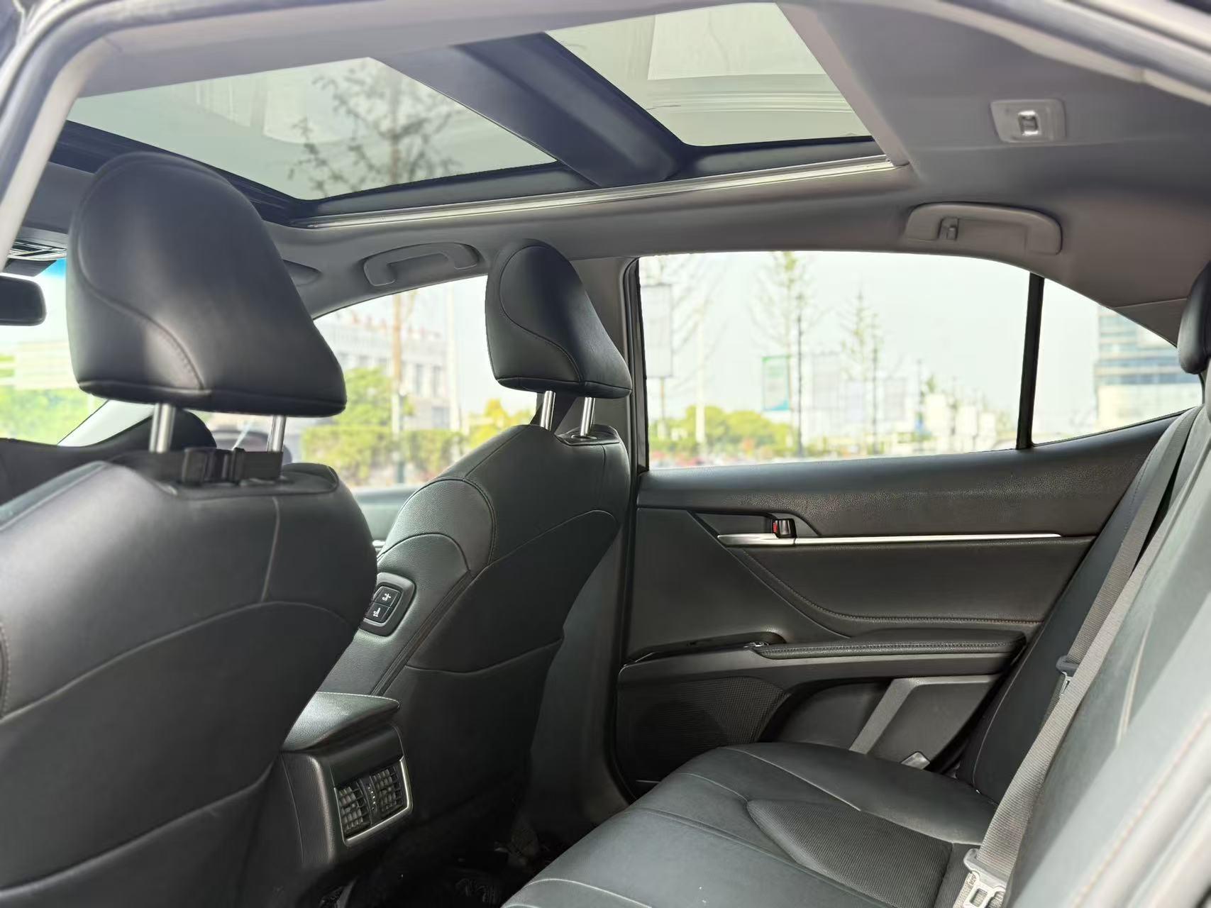 Toyota Camry 2021 2.5HG Luxury