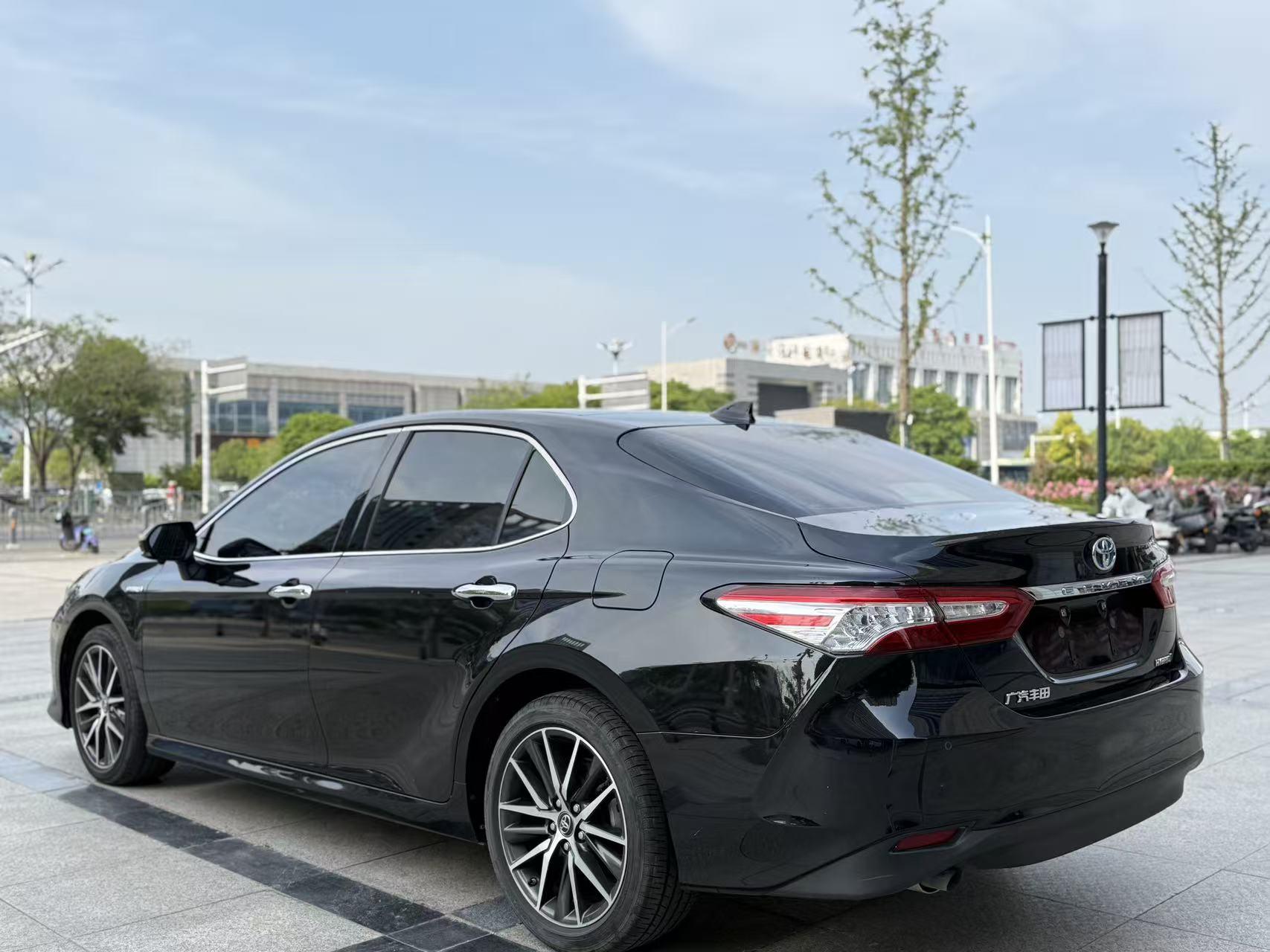 Toyota Camry 2021 2.5HG Luxury