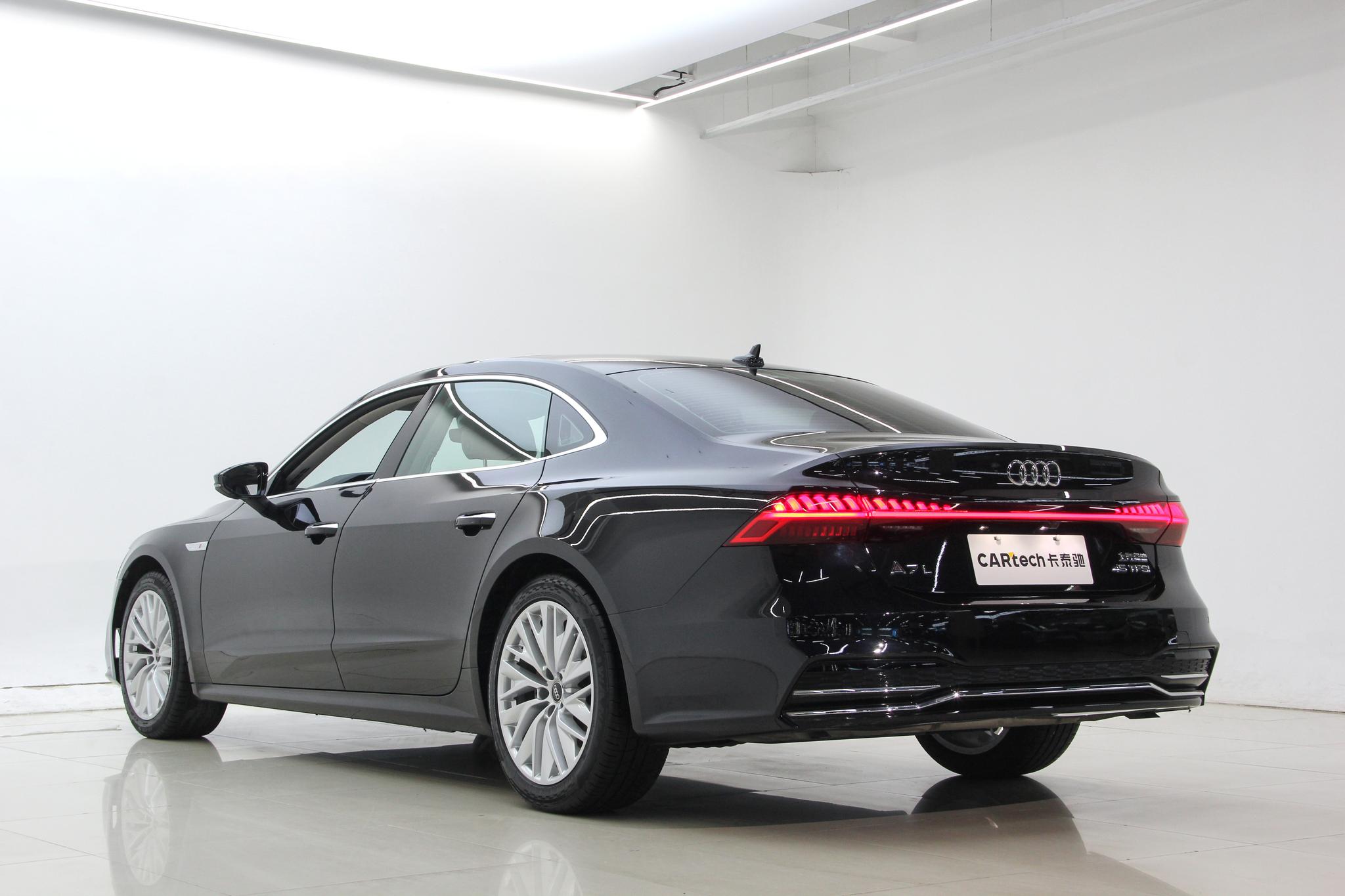 Audi A7L 2024 45 TFSI S-line