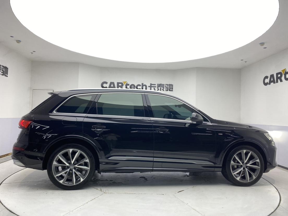Audi Q7 2020 55 TFSI quattro S line Sport