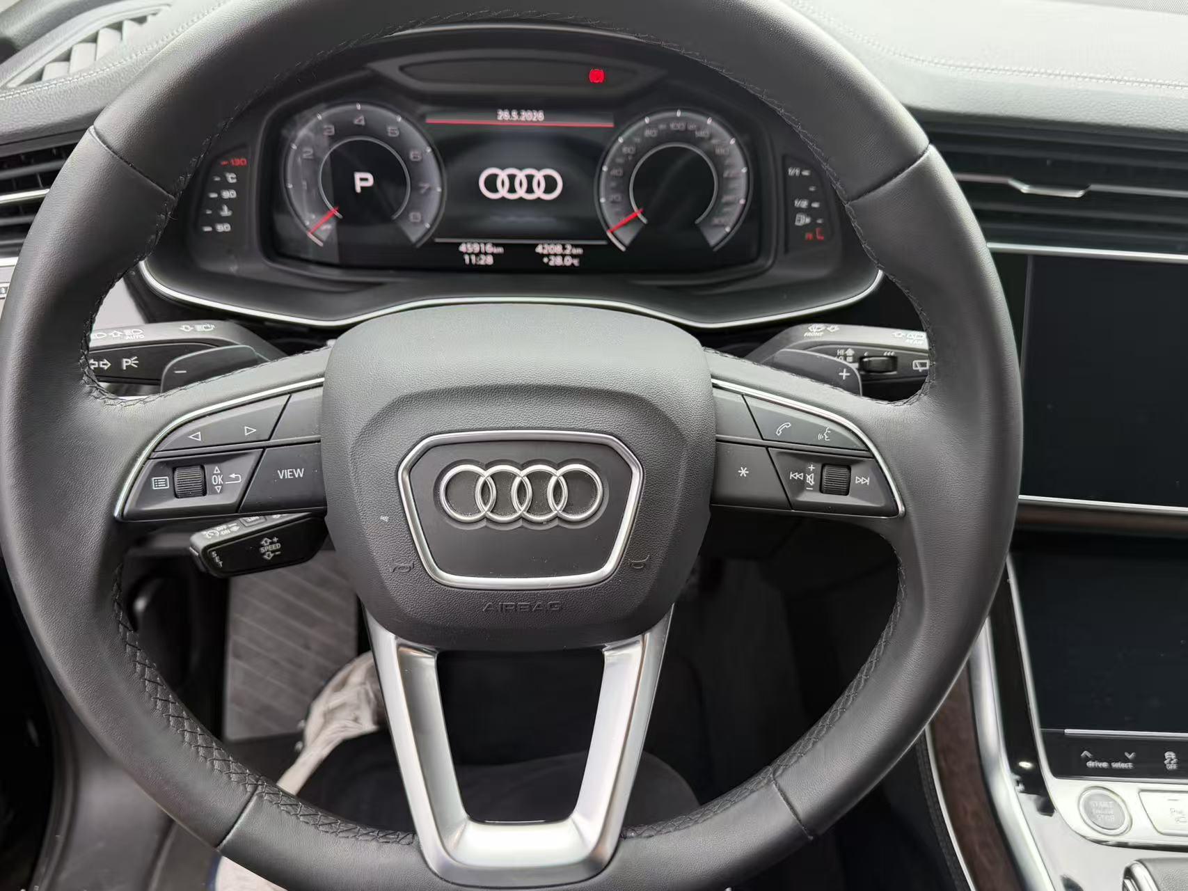 Audi Q7 2023 45 TFSI quattro S line Sport