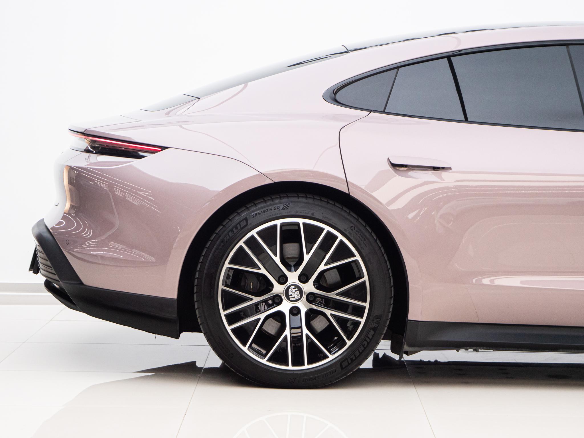 Porsche Taycan 2020 Taycan