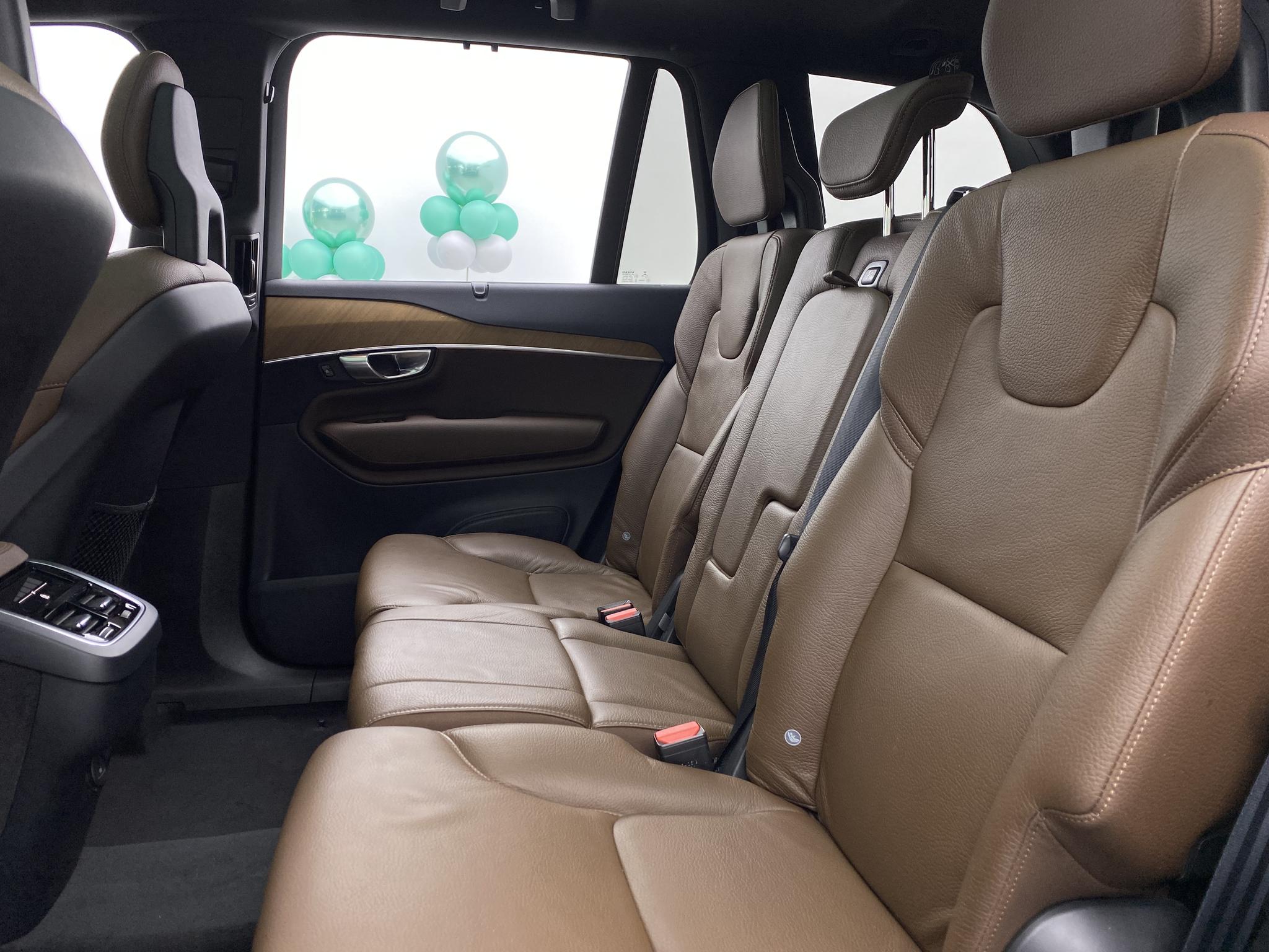 Volvo XC90 2021 B6 Luxury 7 мест