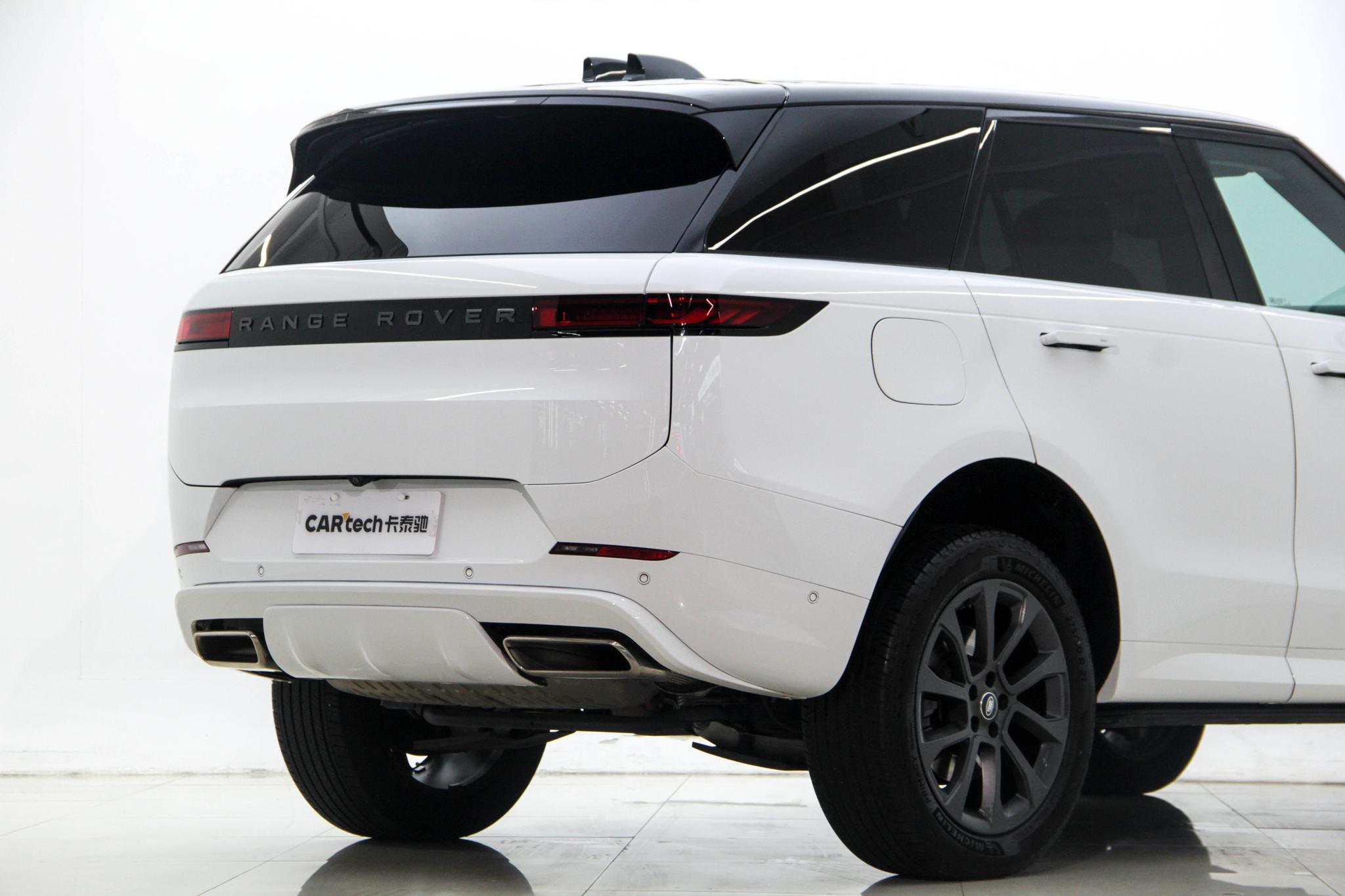 Land Rover Range Rover Sport Sport 2023 3.0 L6 DYNAMIC SE