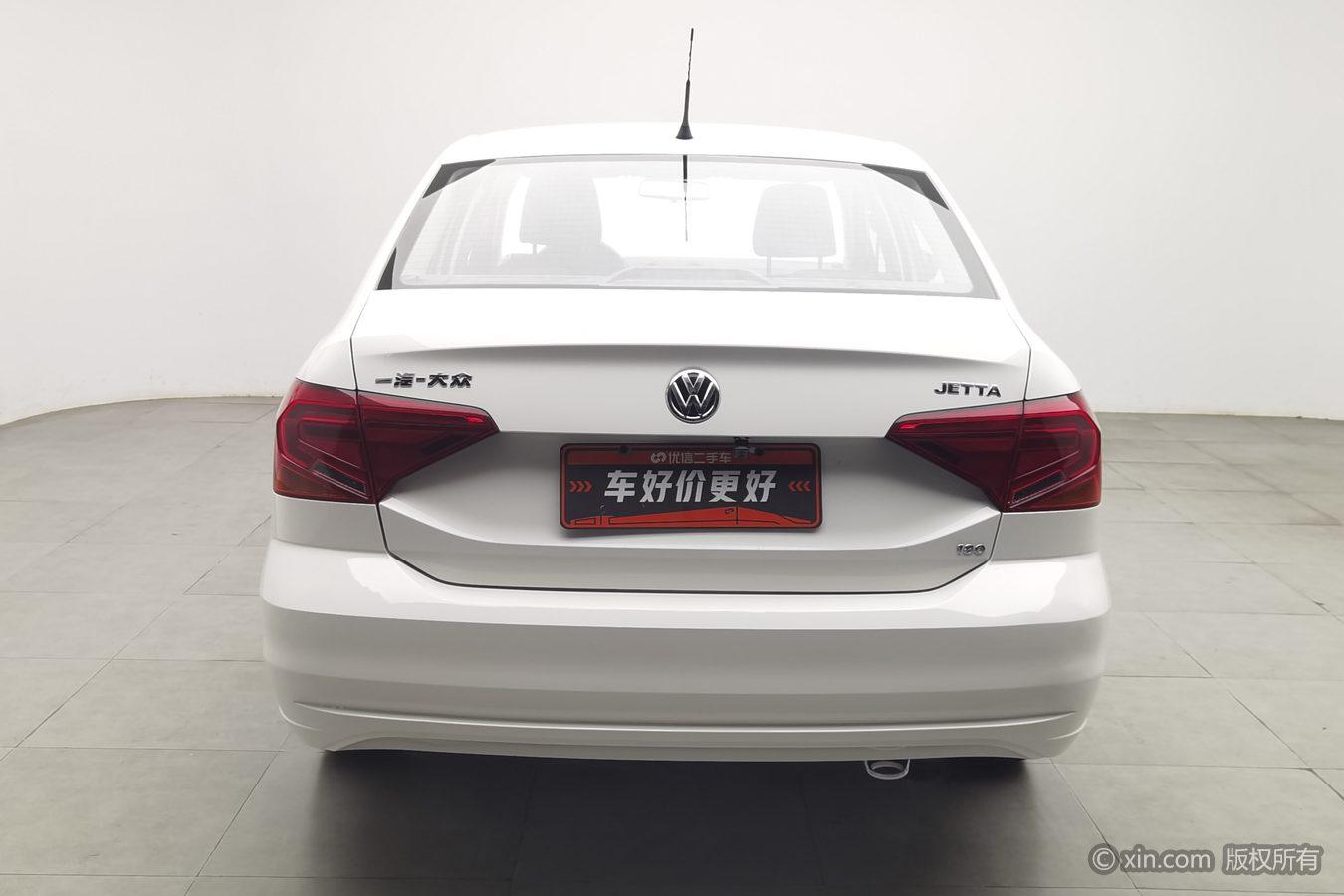 Volkswagen Jetta 2017 1.5L MT Fashion