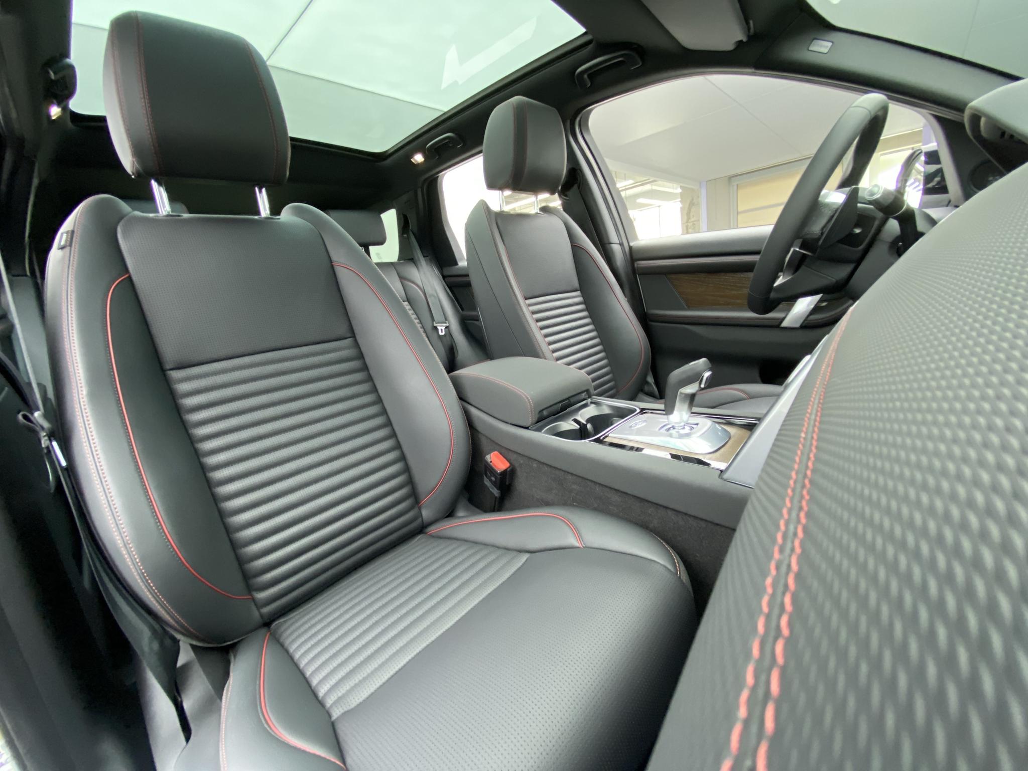 Land Rover Discovery Sport Sport 2021 249PS R-Dynamic S 5 мест