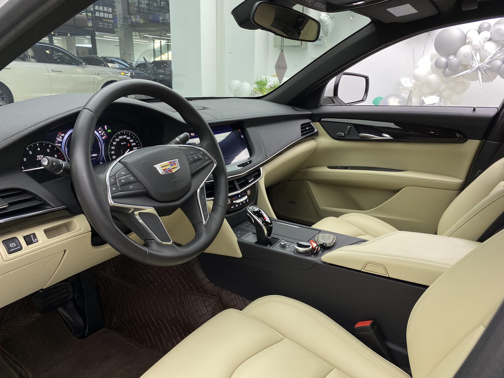 Cadillac CT6 2020 28T Fashion