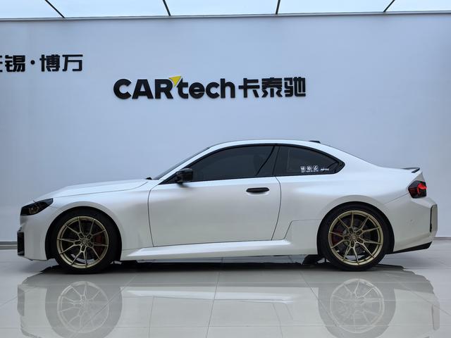 2023 BMW M2 thumbnail 3