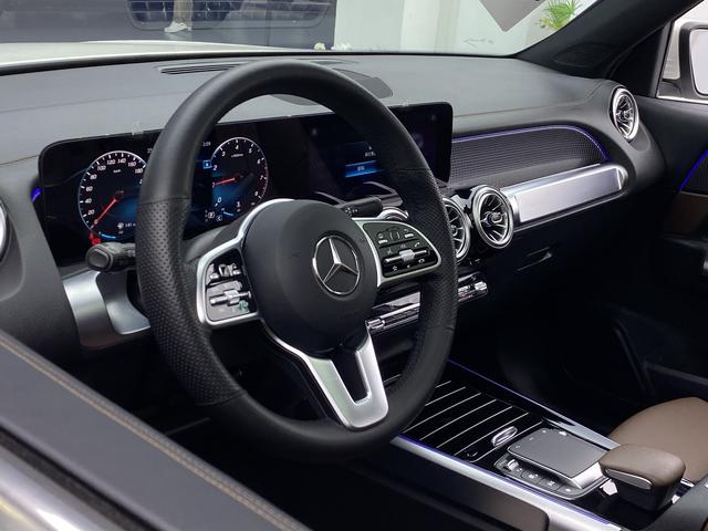 Mercedes Benz GLB 2021 — фото 29