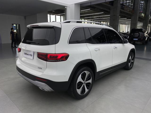 Mercedes Benz GLB 2021 — фото 10