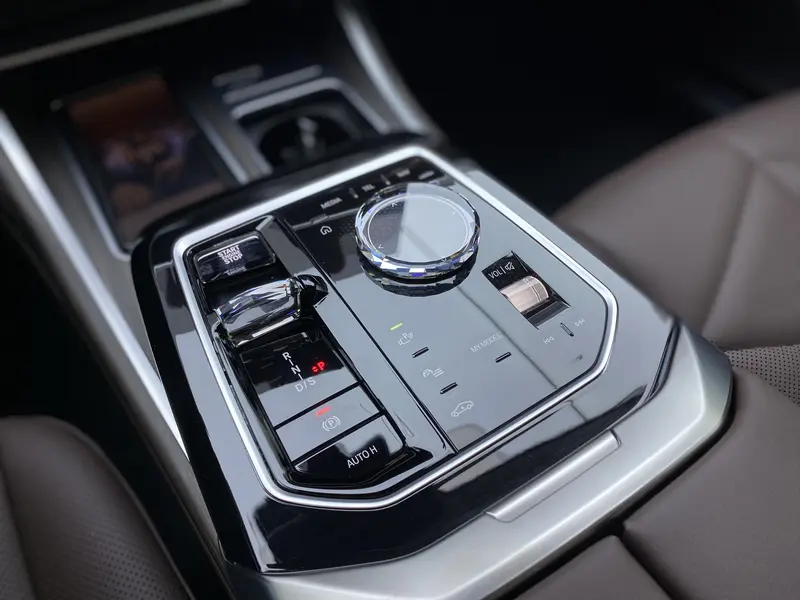 BMW 7 735 Li Luxury Package — фото 12