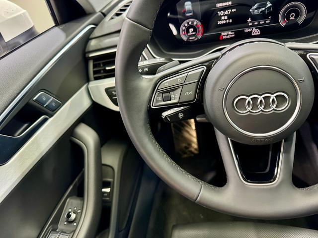 Audi A4L 2023 — фото 21