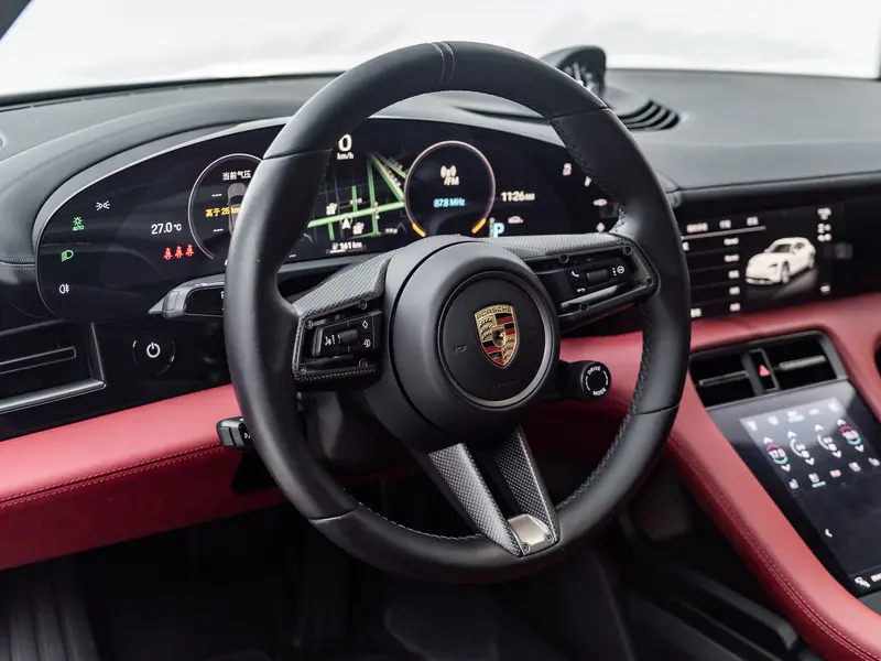 Porsche Taycan 4 Cross Turismo — фото 13