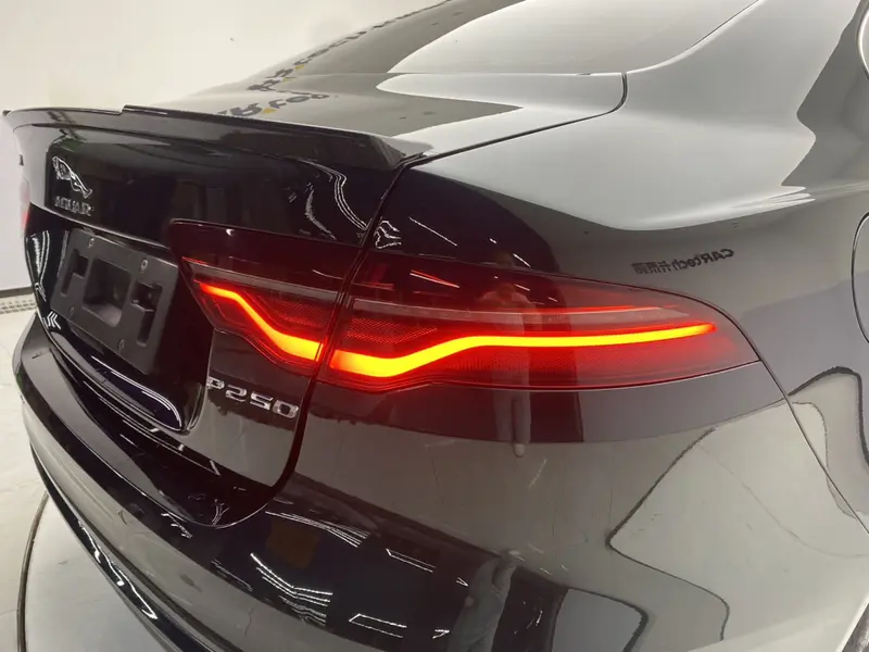 Jaguar XEL — фото 10