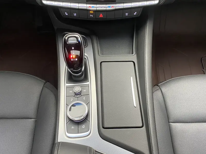 Cadillac CT5 — фото 16