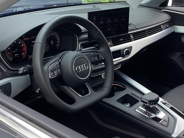 Audi A4L 2022 — фото 25