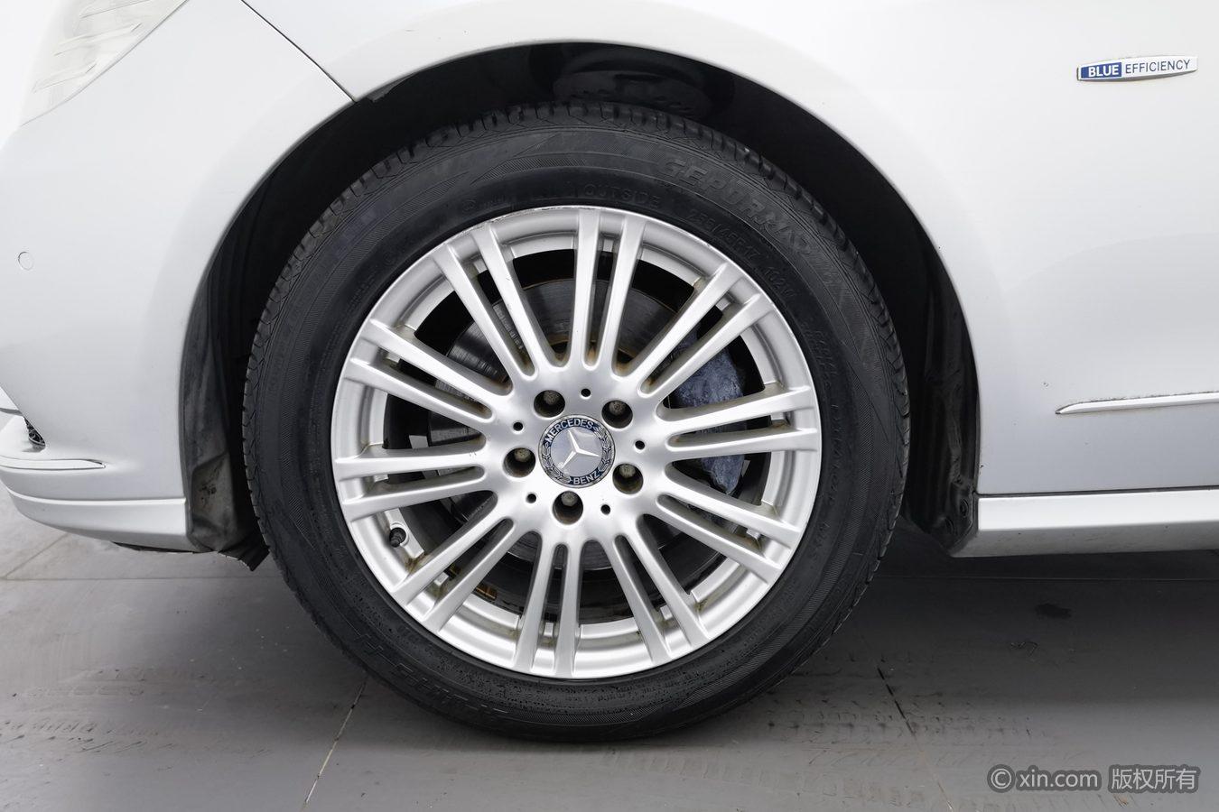 Mercedes-Benz E-Class E 2012 E 200 L CGI