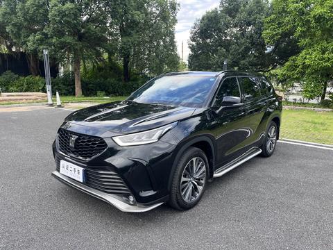 Toyota Crown Kluger