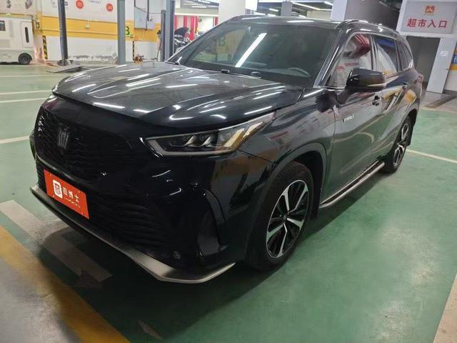 Toyota Crown Kluger 2023