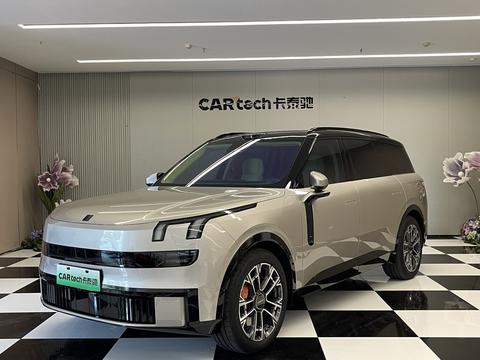 Lynk & Co 900, фото 1