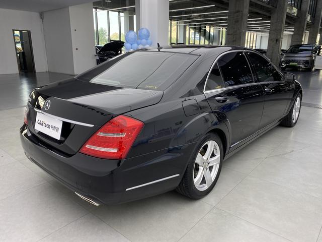 Mercedes Benz S-Class 2010 — фото 21