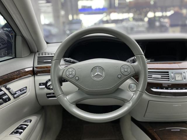 Mercedes Benz S-Class 2010 — фото 24