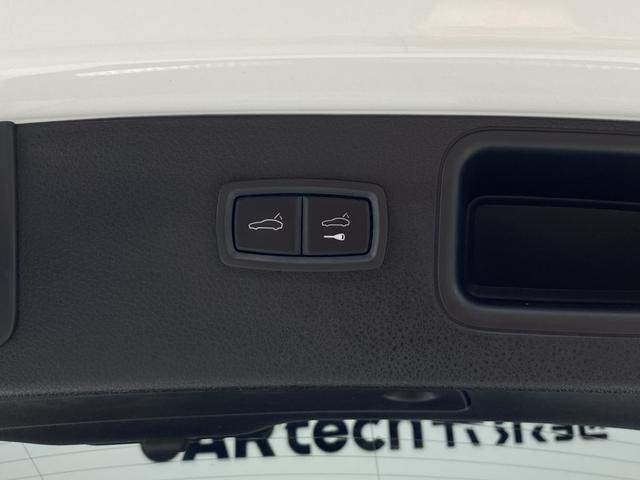 Porsche Macan 2017 — фото 17