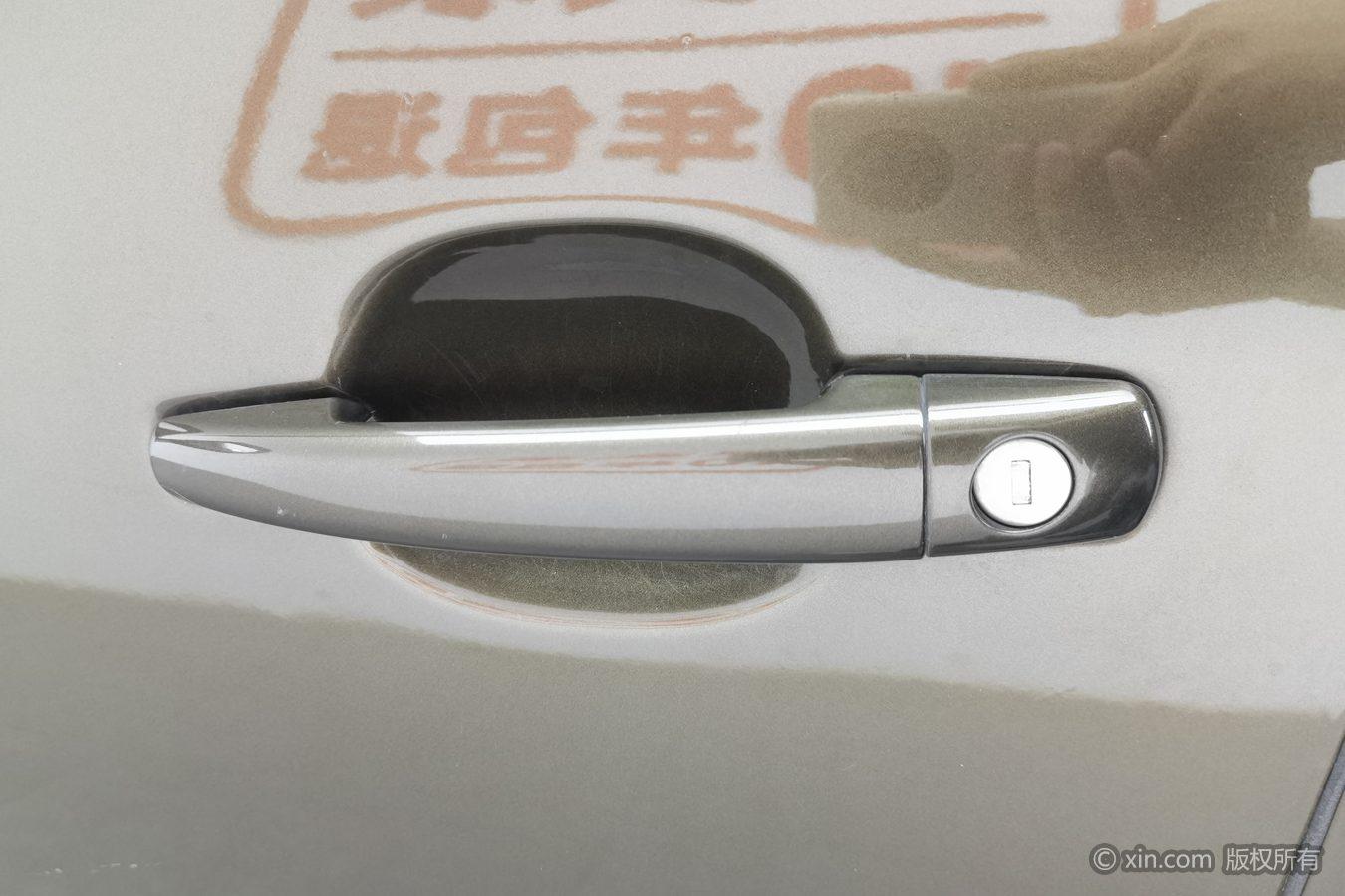 Peugeot 3008 2013 1.6THP AT