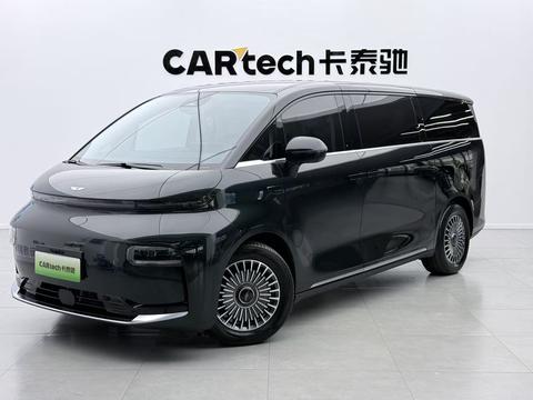 LEVC L380