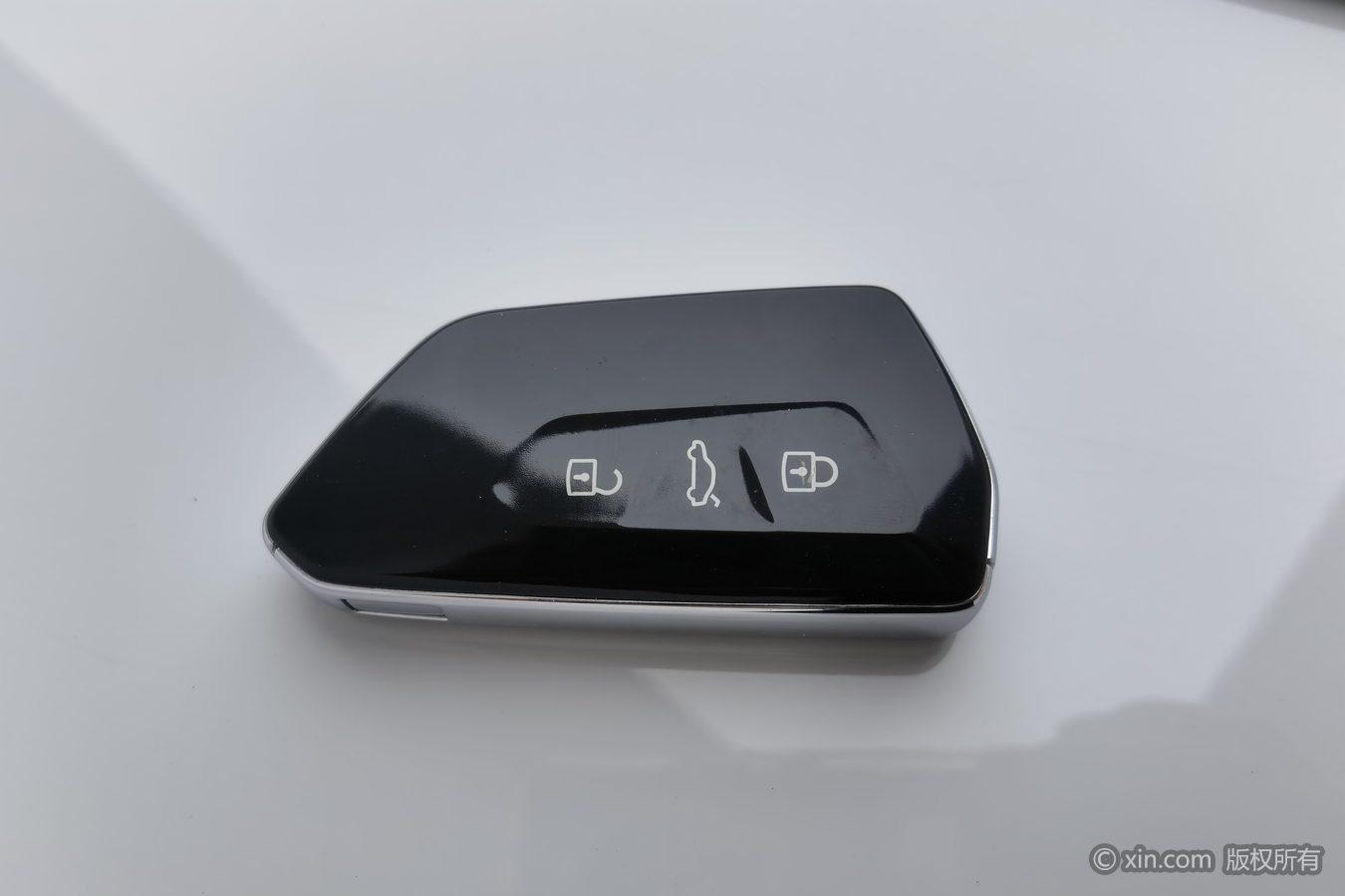 Volkswagen ID.3 2024 Белый из Китая, фото 2