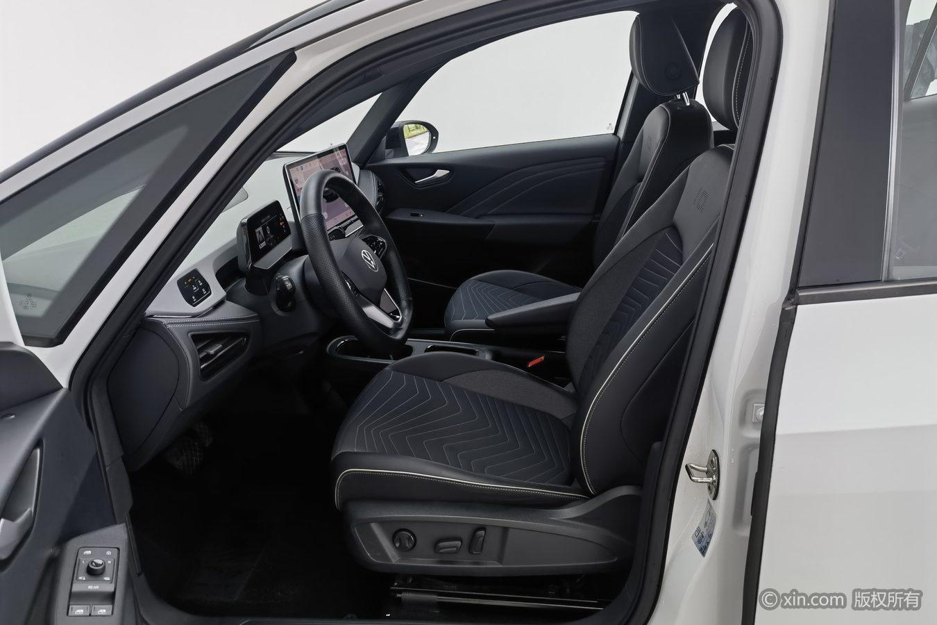 Volkswagen ID.3 2024 Белый из Китая, фото 3