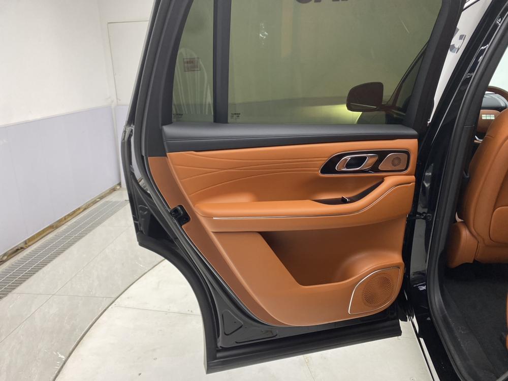 Geely Galaxy M9, фото 16