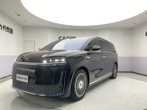 Luxeed V9