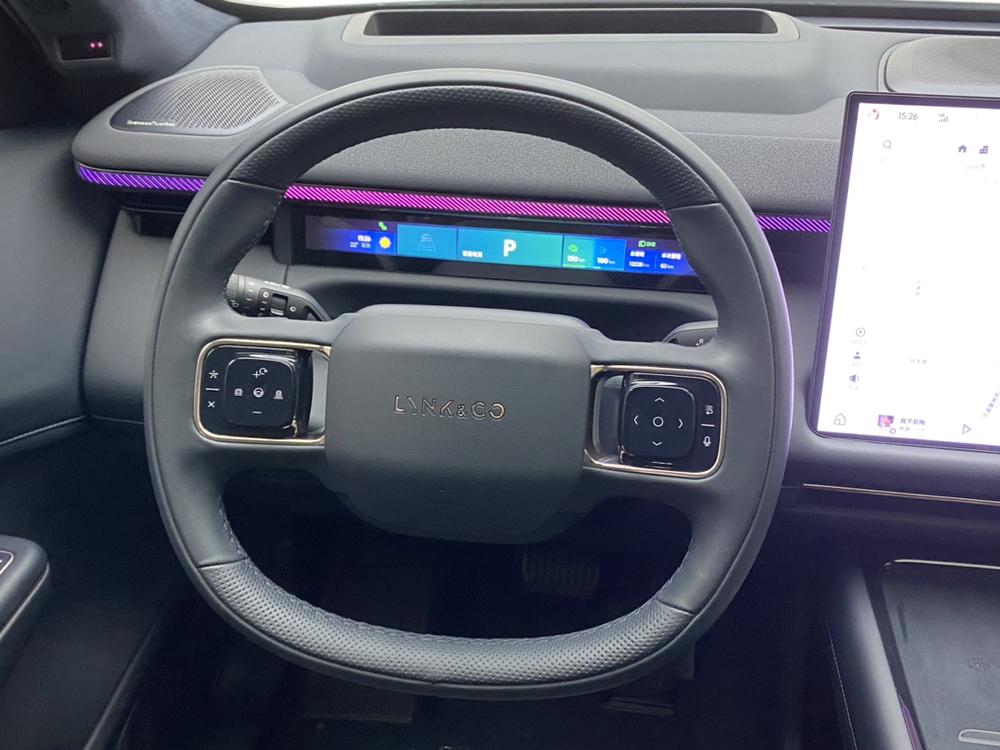 Lynk & Co 900, фото 23