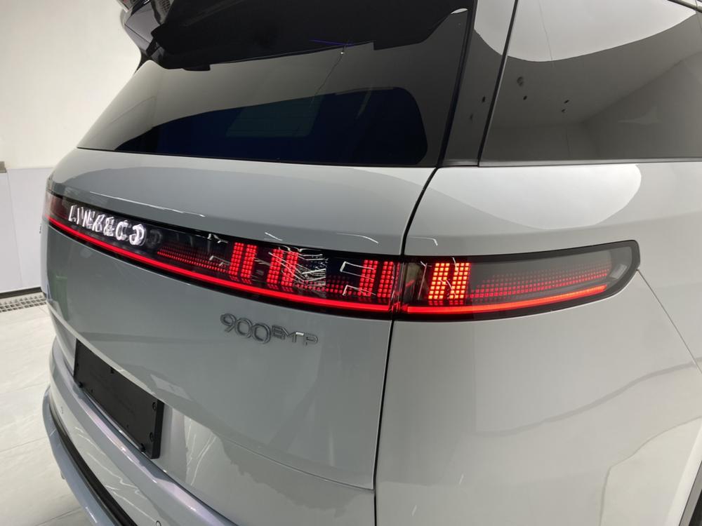 Lynk & Co 900, фото 12