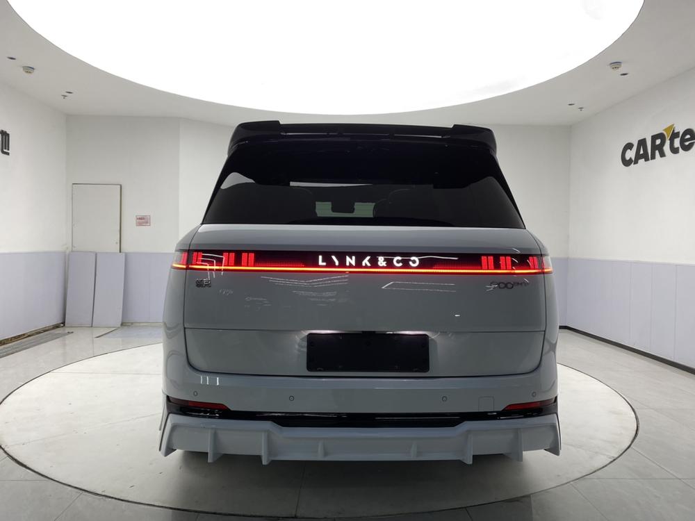 Lynk & Co 900, фото 6
