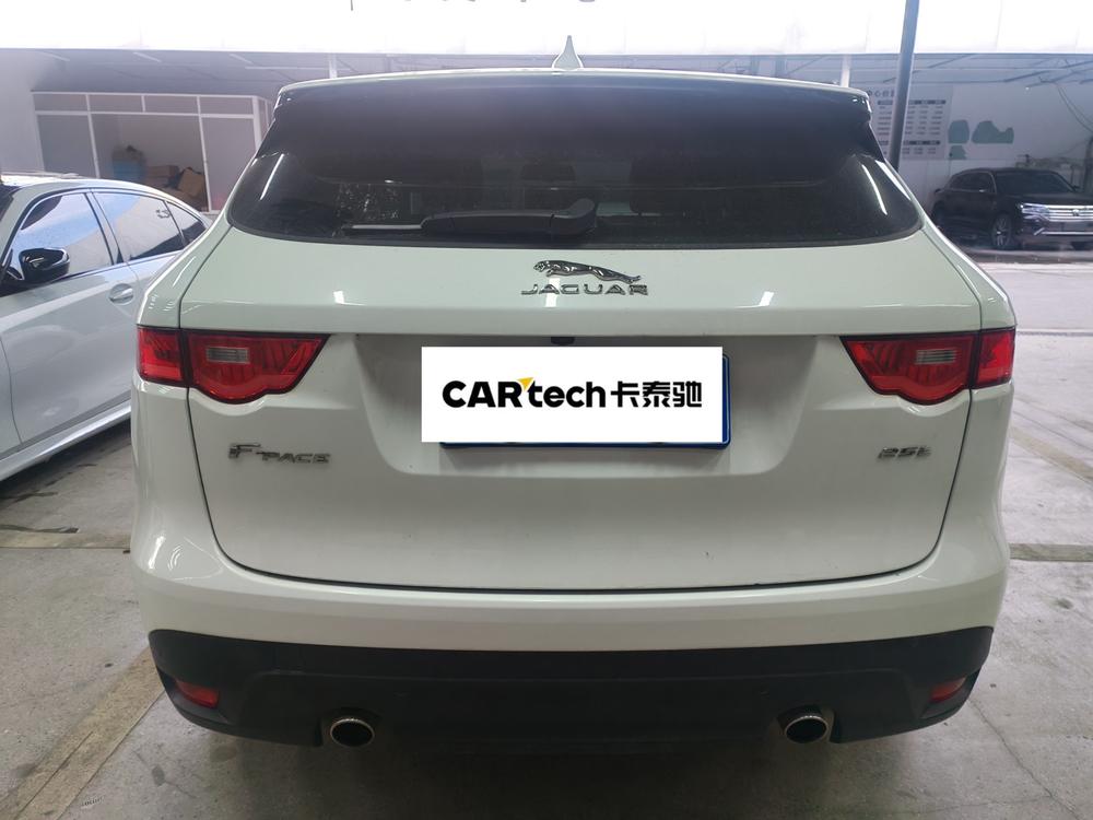 Jaguar F-PACE, фото 5
