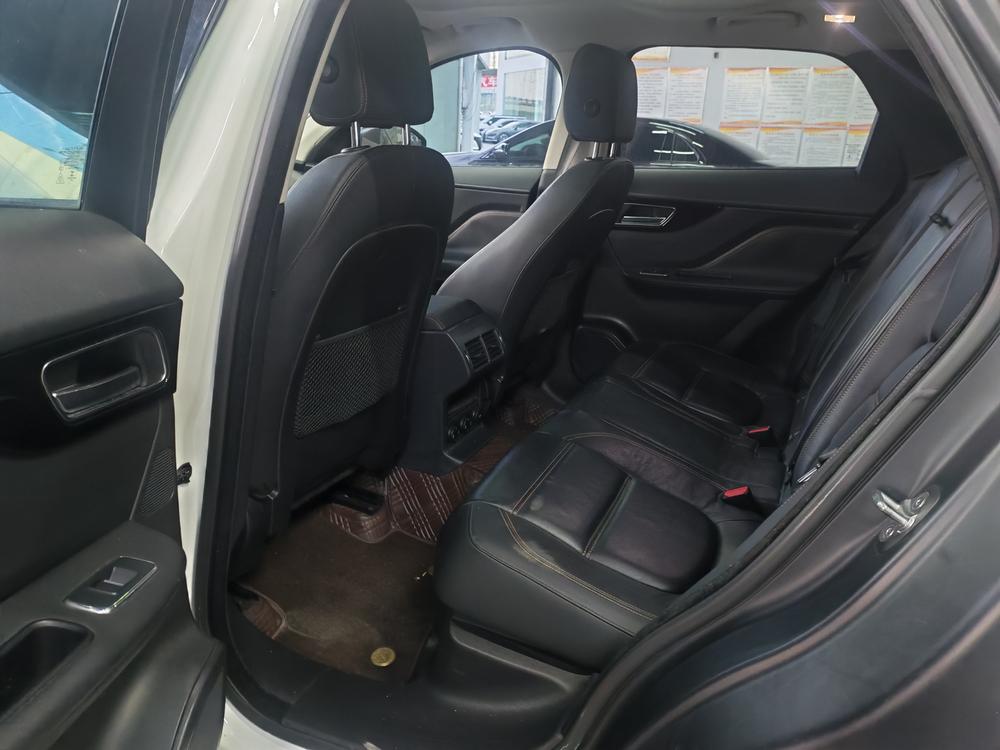 Jaguar F-PACE, фото 13