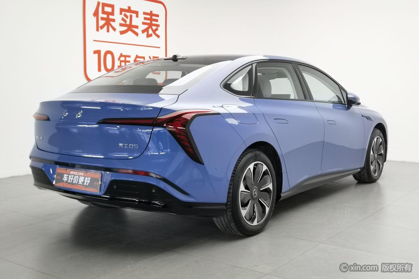 Hongqi 05 2025 750