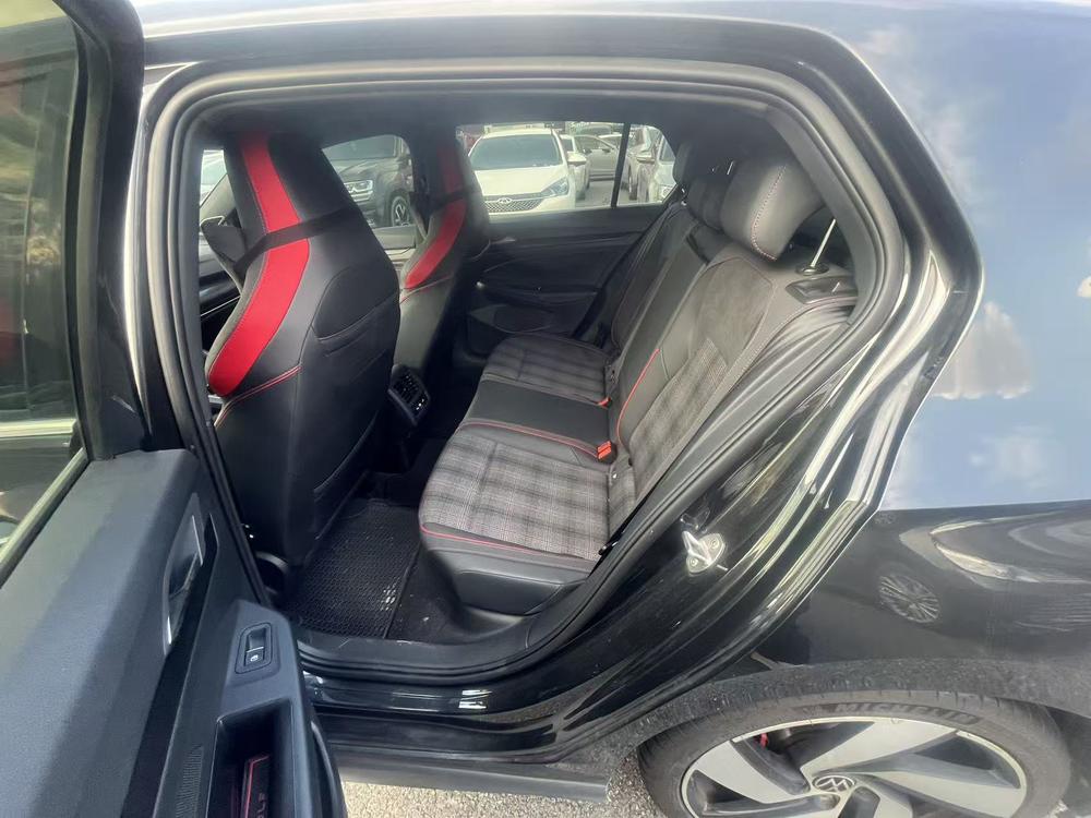 Volkswagen Golf GTI, фото 10