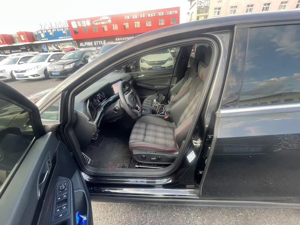 Volkswagen Golf GTI, фото 9