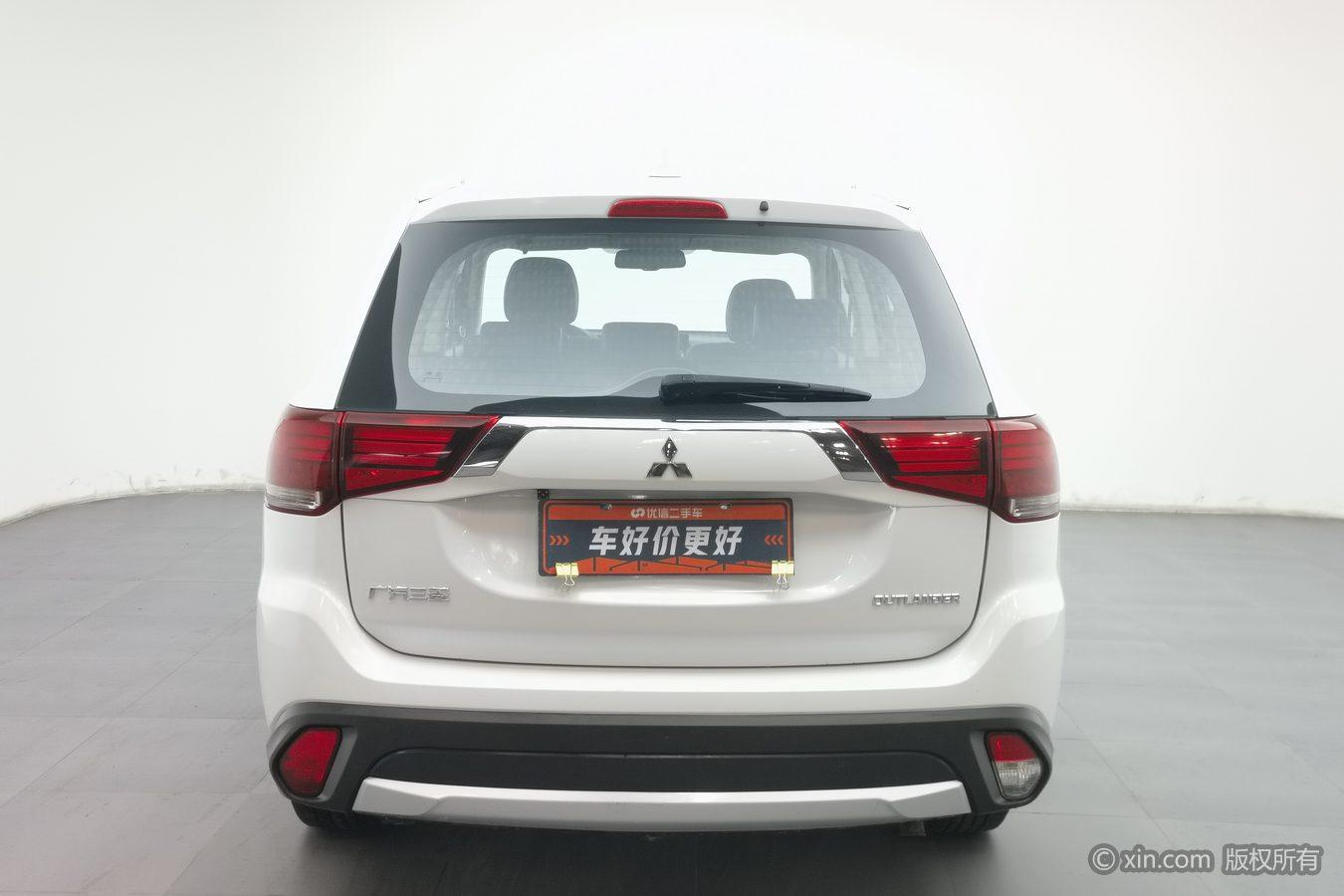 Mitsubishi Outlander 2018 2.0L 5 мест