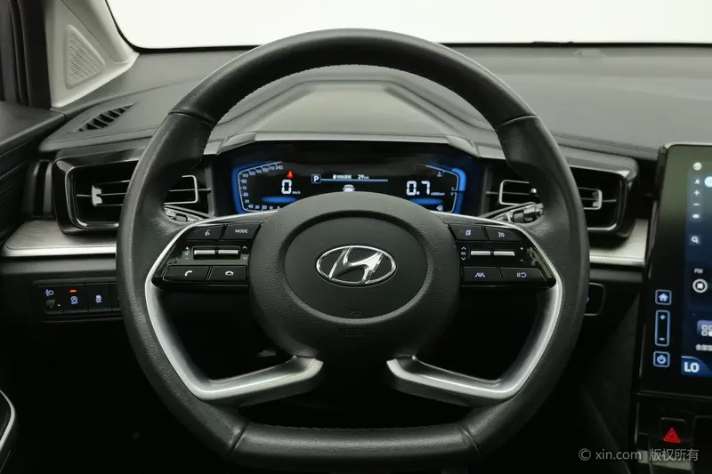 Hyundai Custin — фото 9