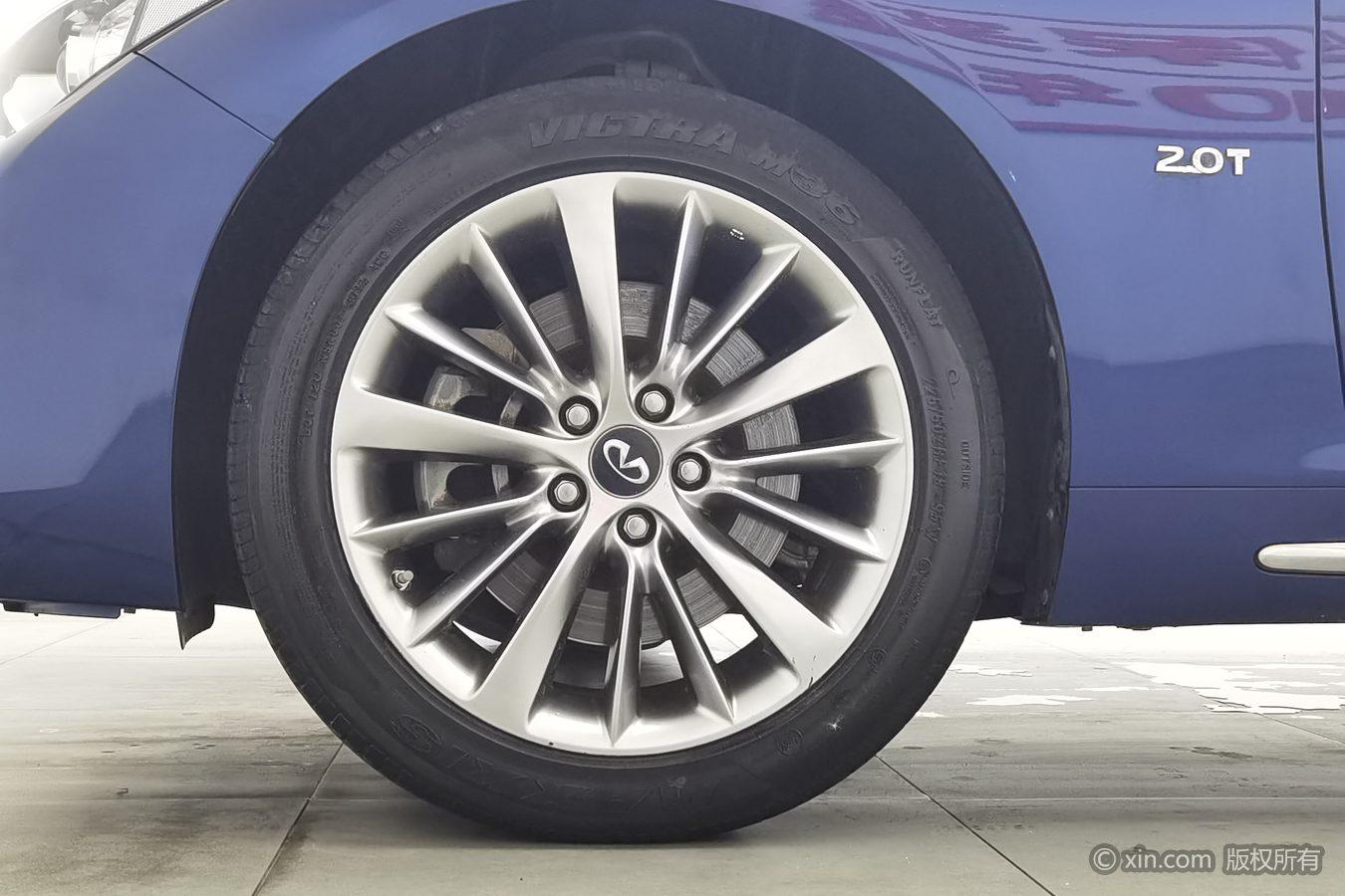 Infiniti Q50L 2018 2.0T V