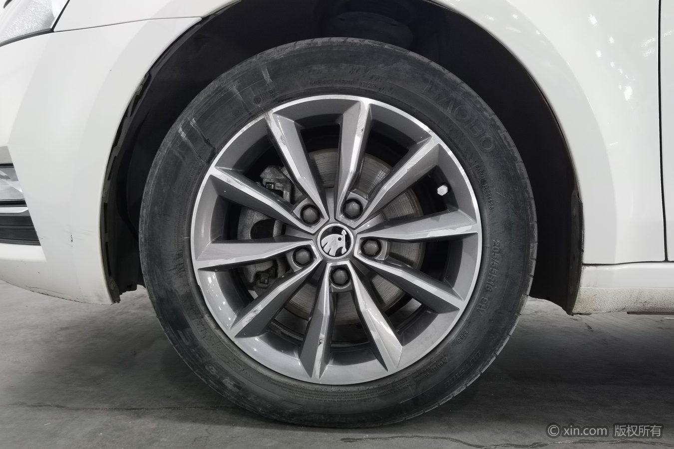 Skoda Octavia 2020 TSI230 DSG Luxury