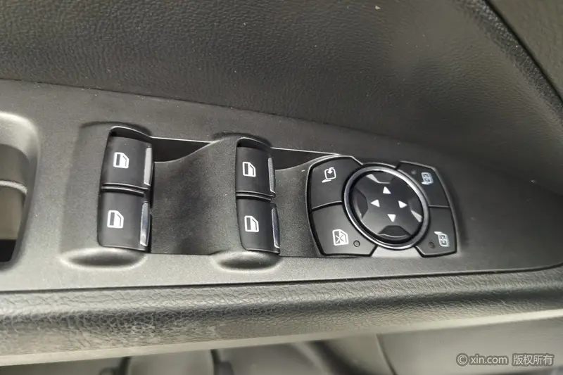 Ford Mondeo EcoBoost 180 стиль — фото 18