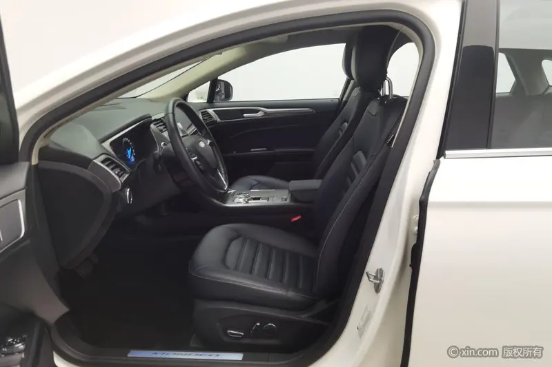 Ford Mondeo EcoBoost 180 стиль — фото 12