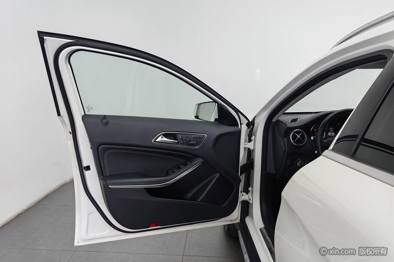 Mercedes-Benz GLA 2016 GLA 200 dong gan xing